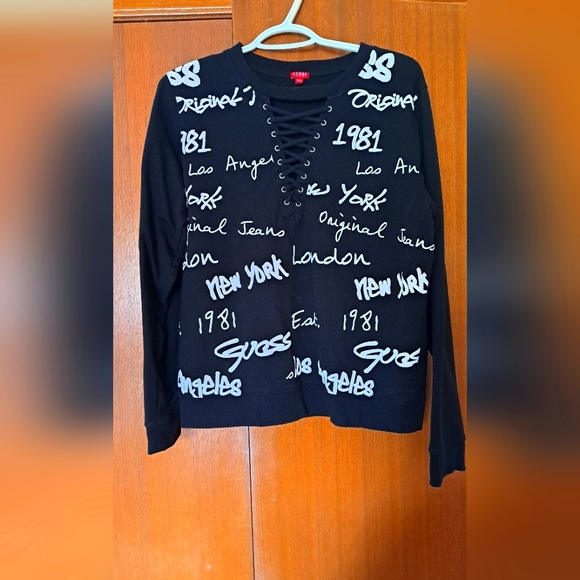 Guess Sweater XL NWOT - Picture 1 of 2